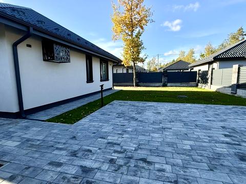 будинок за адресою Бориса Лятошинського вул. (1 Травня)