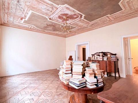 коммерческая по адресу Гетьмана Дорошенко ул. (Жовтневая), 38