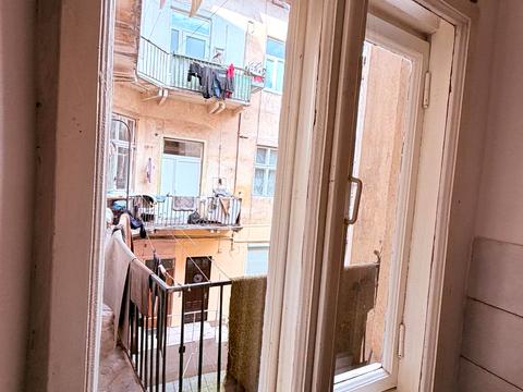 коммерческая по адресу Гетьмана Дорошенко ул. (Жовтневая), 38