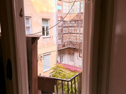 коммерческая по адресу Гетьмана Дорошенко ул. (Жовтневая), 38