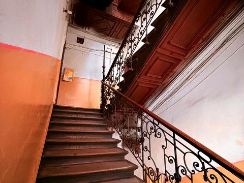 коммерческая по адресу Гетьмана Дорошенко ул. (Жовтневая), 38