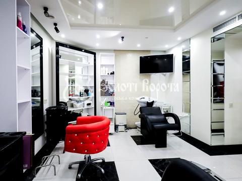 коммерческая по адресу Молодіжна ул., 12