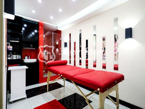 коммерческая по адресу Молодіжна ул., 12