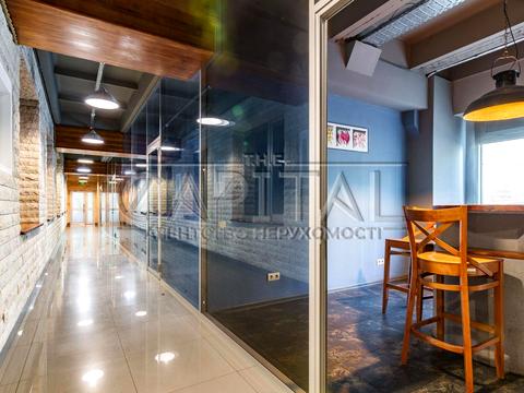 комерційна за адресою Миколи Закревського вул., 22