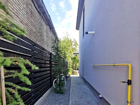 будинок за адресою 10-та Лінія вул.