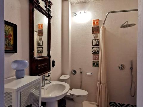 будинок за адресою 10-та Лінія вул.