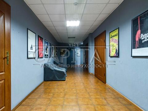 комерційна за адресою Миколи Закревського вул., 22