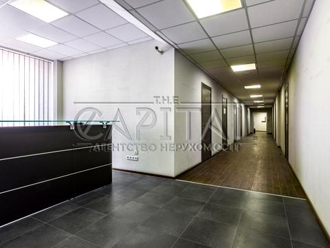 комерційна за адресою Миколи Закревського вул., 22