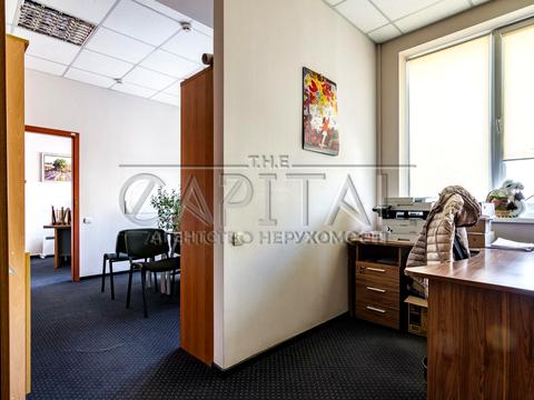 комерційна за адресою Миколи Закревського вул., 22