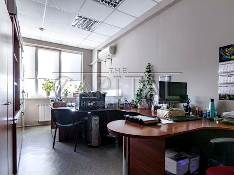 комерційна за адресою Миколи Закревського вул., 22