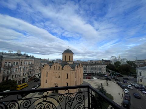 комерційна за адресою Фролівська вул., 1/6