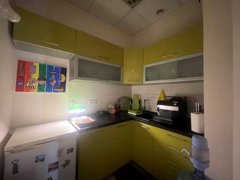 комерційна за адресою Фролівська вул., 1/6