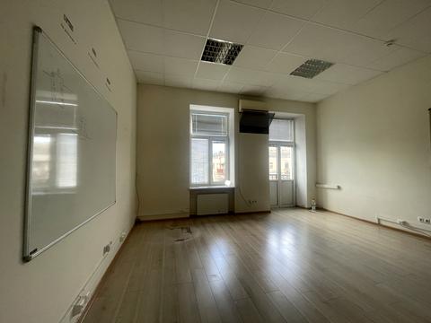 комерційна за адресою Фролівська вул., 1/6