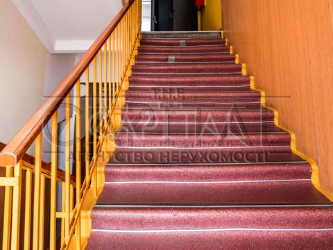 коммерческая по адресу Василя Макуха ул. (Івана Шевцова), 1