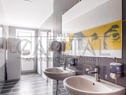 коммерческая по адресу Василя Макуха ул. (Івана Шевцова), 1