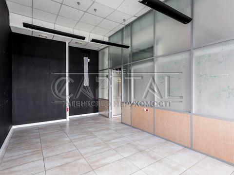 коммерческая по адресу Василя Макуха ул. (Івана Шевцова), 1