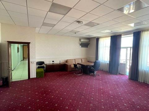 комерційна за адресою Фролівська вул., 1/6