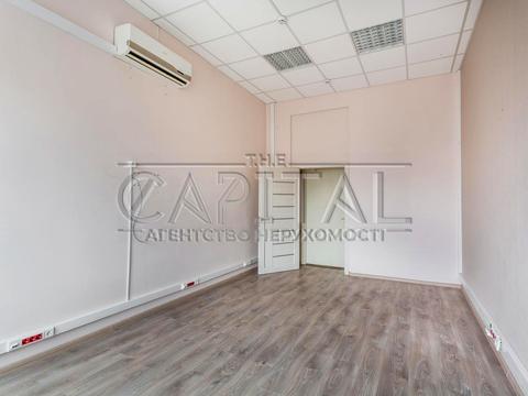 коммерческая по адресу Василя Макуха ул. (Івана Шевцова), 1