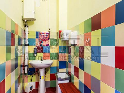 коммерческая по адресу Василя Макуха ул. (Івана Шевцова), 1