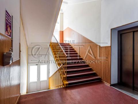 коммерческая по адресу Василя Макуха ул. (Івана Шевцова), 1