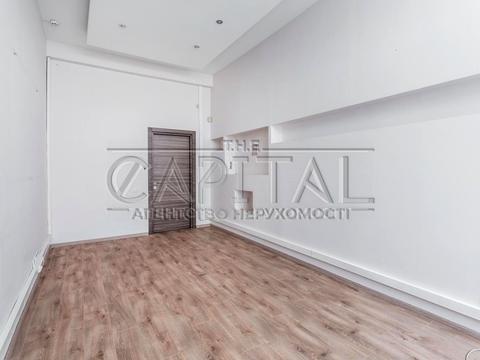 коммерческая по адресу Василя Макуха ул. (Івана Шевцова), 1