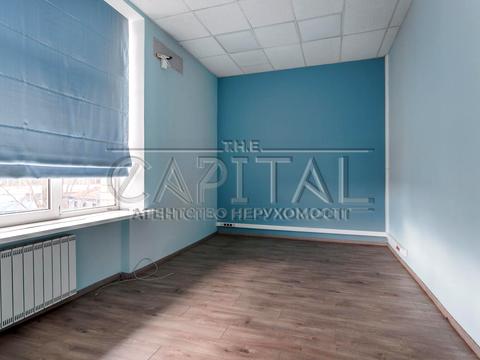 коммерческая по адресу Василя Макуха ул. (Івана Шевцова), 1