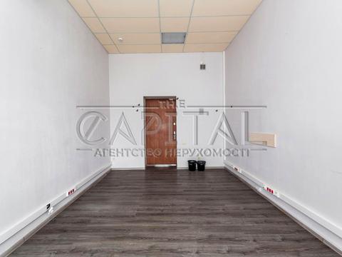 коммерческая по адресу Василя Макуха ул. (Івана Шевцова), 1