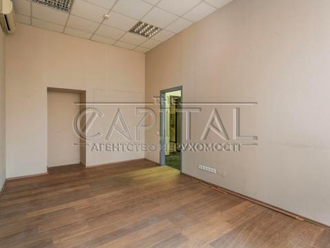 коммерческая по адресу Василя Макуха ул. (Івана Шевцова), 1