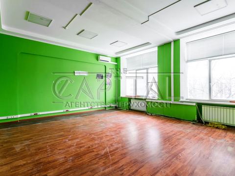 коммерческая по адресу Василя Макуха ул. (Івана Шевцова), 1