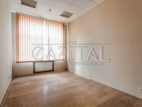 коммерческая по адресу Василя Макуха ул. (Івана Шевцова), 1