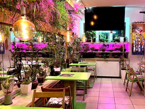 комерційна за адресою Грушевського вул., 70/8