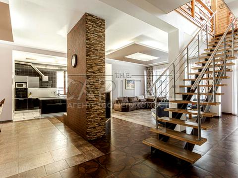 будинок за адресою Радистів вул.