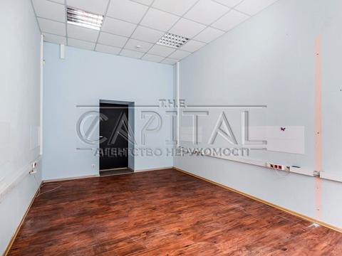 коммерческая по адресу Василя Макуха ул. (Івана Шевцова), 1