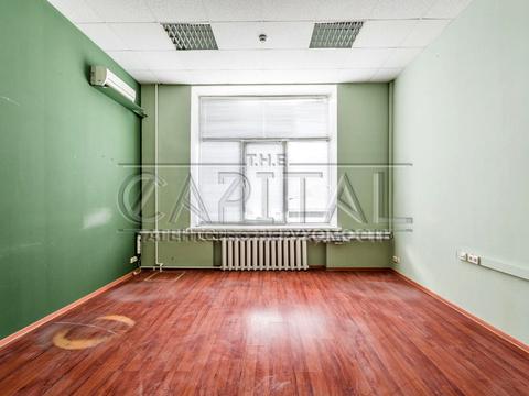 коммерческая по адресу Василя Макуха ул. (Івана Шевцова), 1