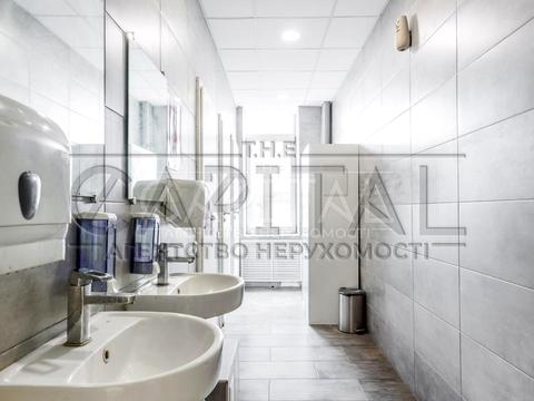 коммерческая по адресу Василя Макуха ул. (Івана Шевцова), 1