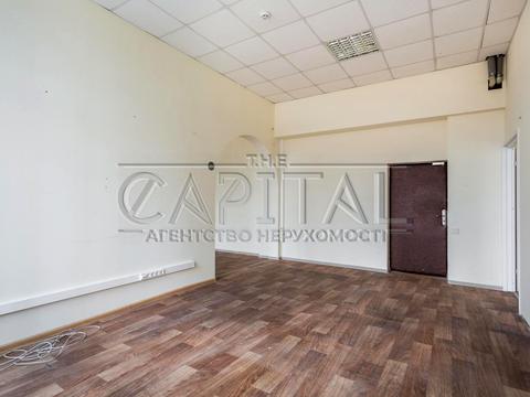 коммерческая по адресу Василя Макуха ул. (Івана Шевцова), 1