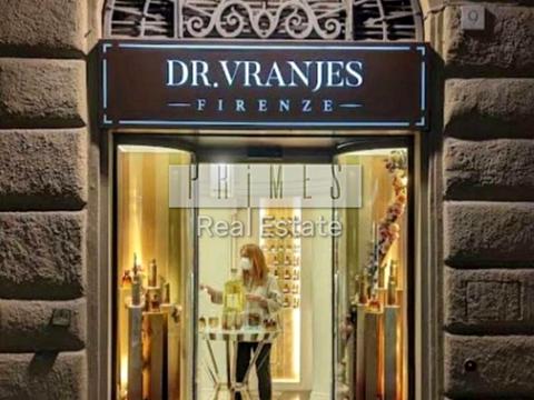 комерційна за адресою лютеранська, 4