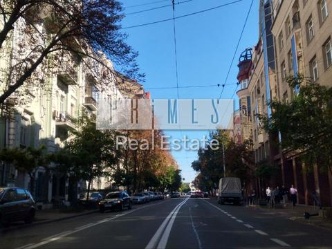 коммерческая по адресу Большая Житомирская ул., 16