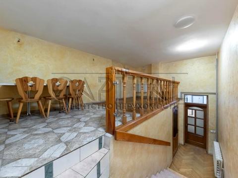 комерційна за адресою Антоновича вул. (Горького), 122