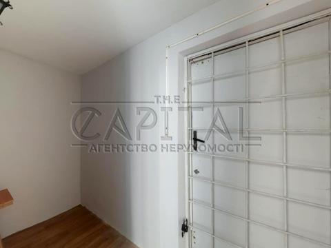 комерційна за адресою Антоновича вул. (Горького), 122