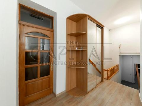 комерційна за адресою Антоновича вул. (Горького), 122