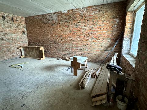 будинок за адресою героів крут