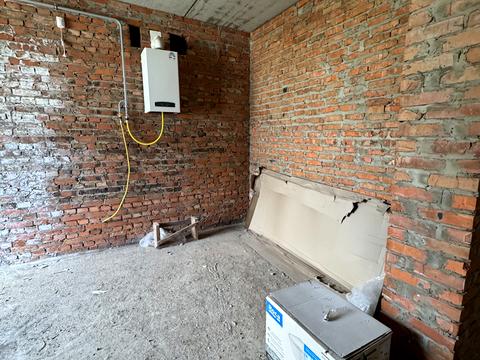 будинок за адресою героів крут