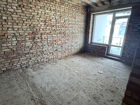 будинок за адресою героів крут