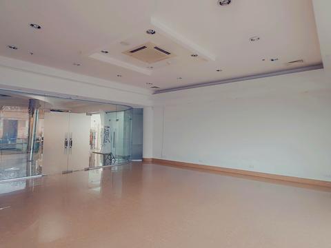 коммерческая по адресу Пирогова, 23Б