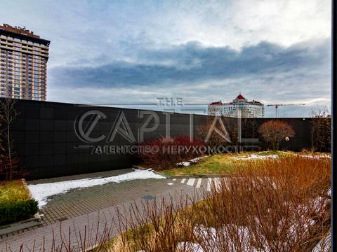 комерційна за адресою Левка Лук'яненка вул. (Маршала Тимошенка), 999