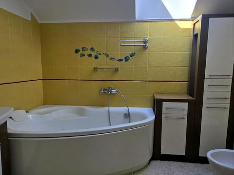 будинок за адресою Лісна