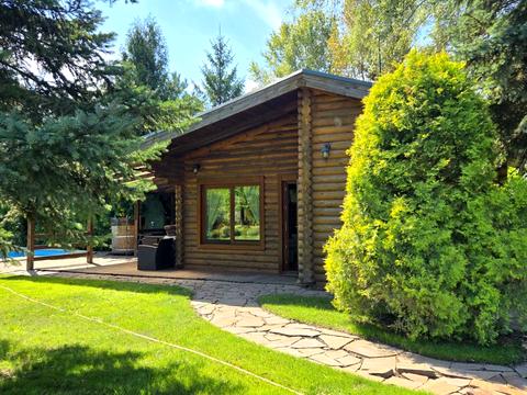 будинок за адресою Лісна