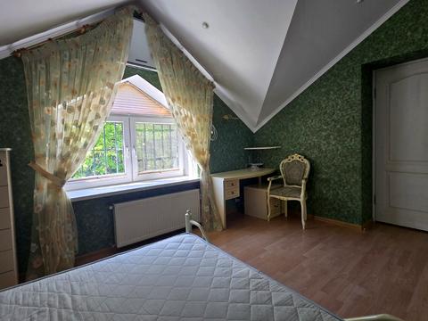 будинок за адресою Лісна