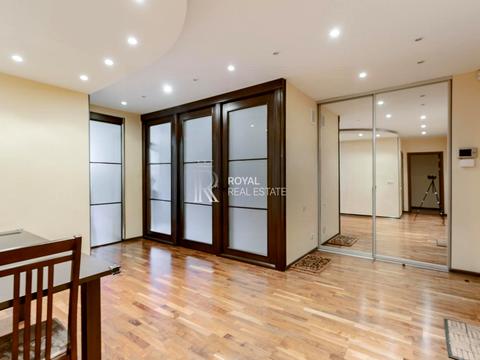 квартира за адресою Панаса Мирного вул., 28-А